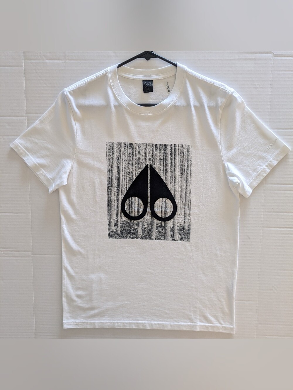Moose Knuckles White T-Shirt w/ Black Forest Logo- XS (NWOT... RUNS BIG!!)